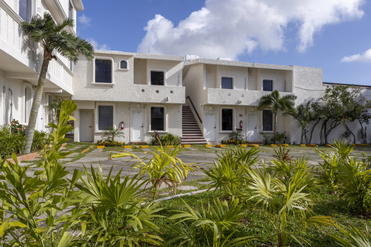 Capital O Hotel Rolovi Cancun