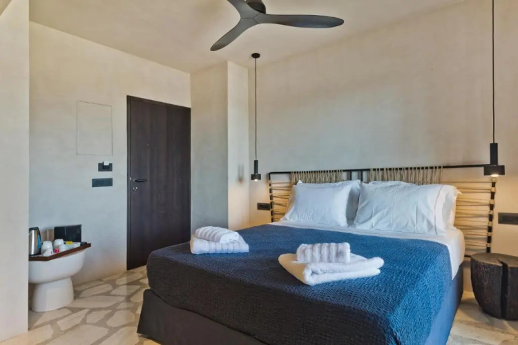 Almi Luxury Rooms
