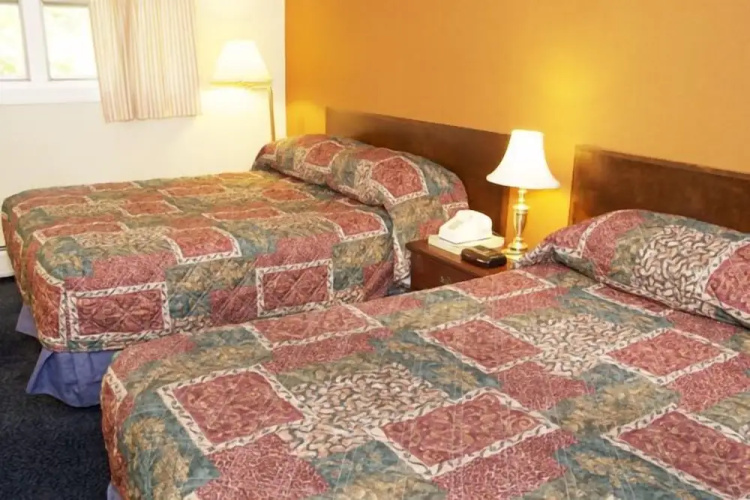 Sunset Motor Inn