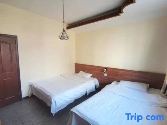 1 Bedroom Suite