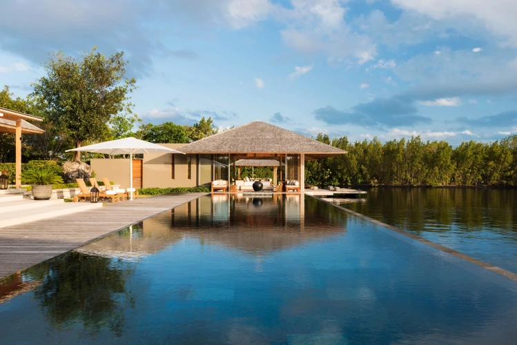 3 Bedrooms Villa