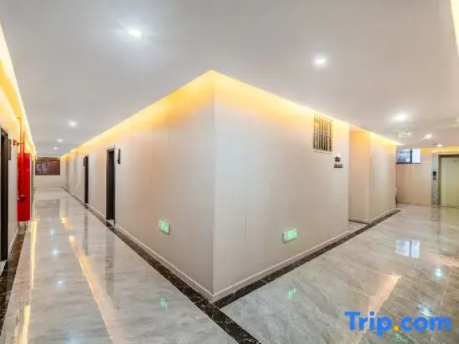 Yuebo Hotel