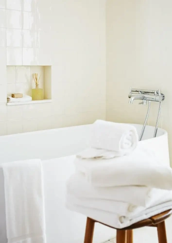 1 Bedroom Deluxe Quadruple Suite