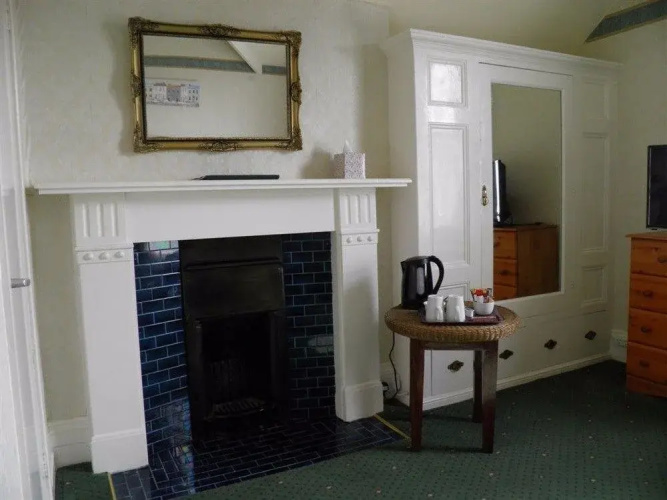 Olivers Hotel