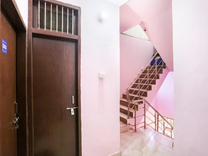 Star Residency by OYO Rooms