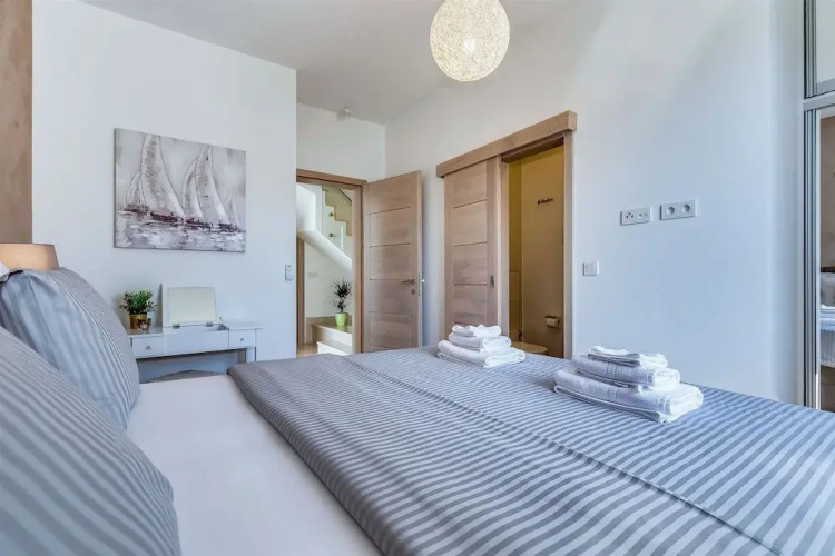 House Luxus Villa Arly