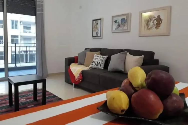 2 Bed Apt Sleeps 6 -balcony - 5-mins From Seaside