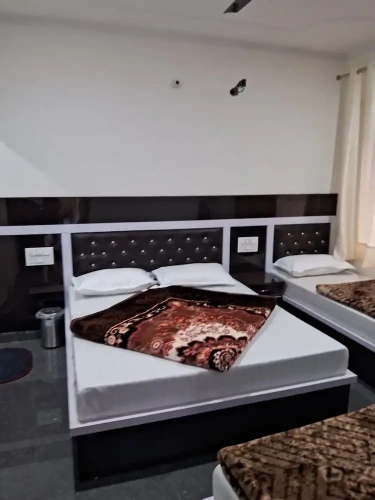 Deluxe Double room with city view