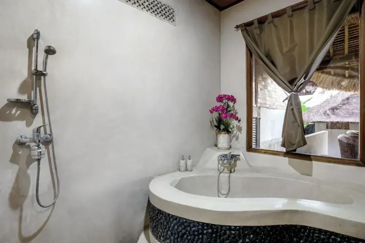 Villa Sujati