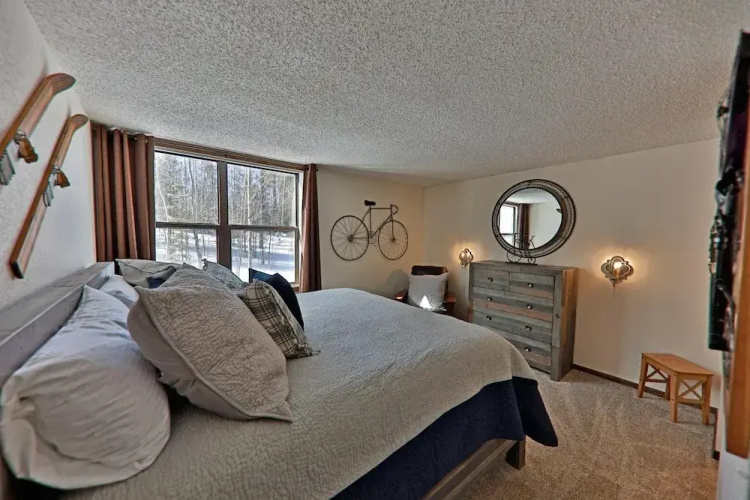 Snowblaze A14 2 Bedroom Condo by RedAwning