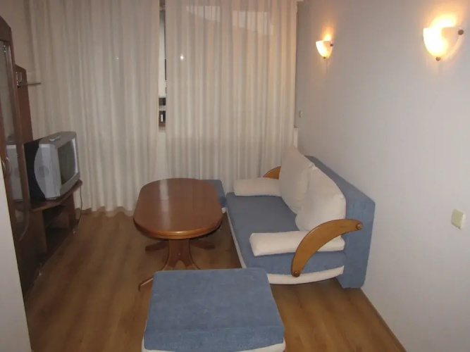 Edelweiss Inn Apartments