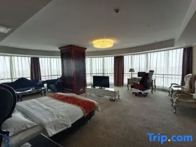 Superior Suite