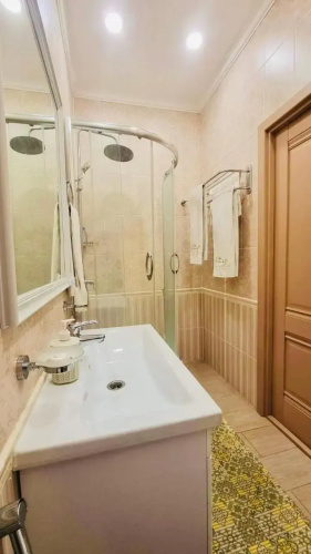 Altyn Hotel