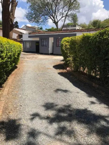 Serenity Studio, Lovely spacious 1-bedroom with ample parking