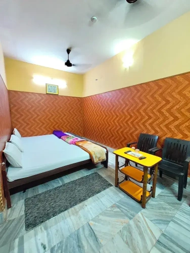 Deluxe Double room with city view