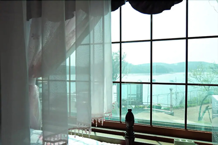 Taean Red Pension