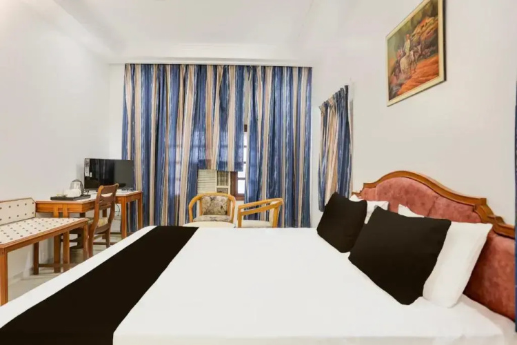 Hotel Khalsa Palace
