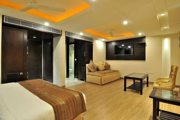 Hotel Sai Miracle