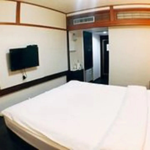 WL Hotel