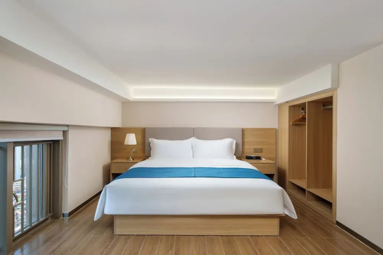 Galory service apartment
