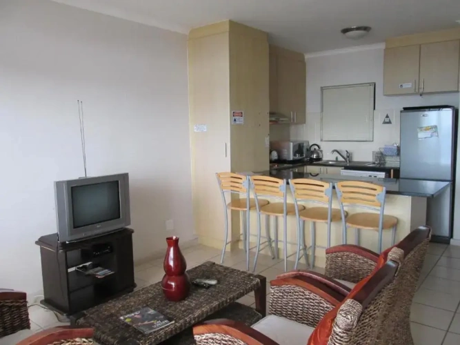 2 Bedrooms Apartment