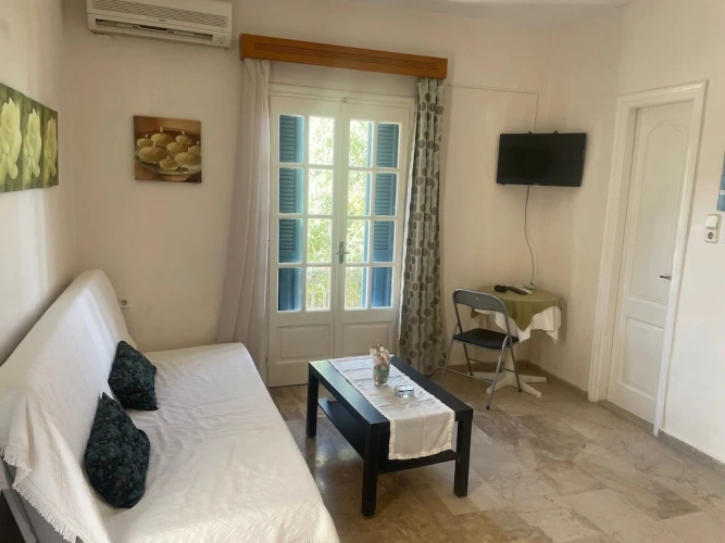 2 Bedrooms Studio with sea view