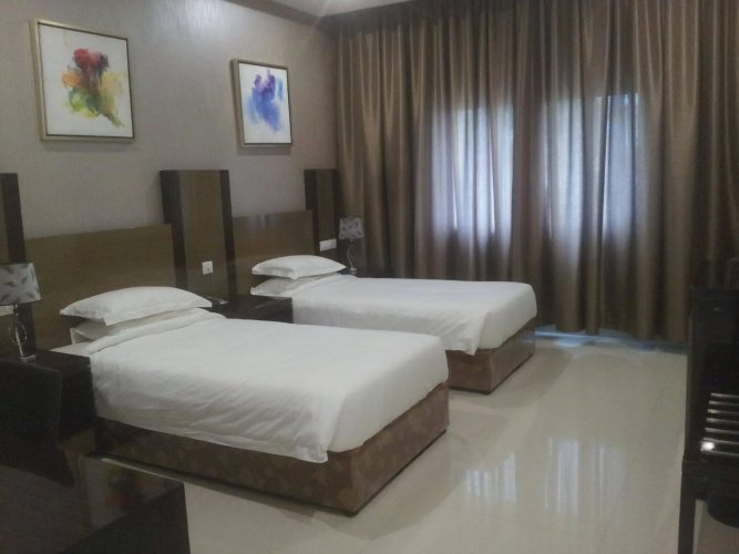 Saffron Hotel