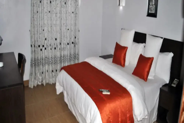 Maranatha Suites