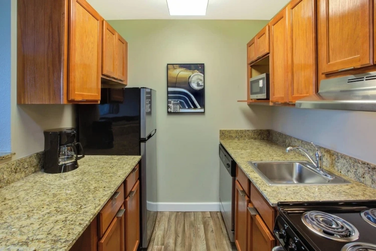 1 Bedroom Suite