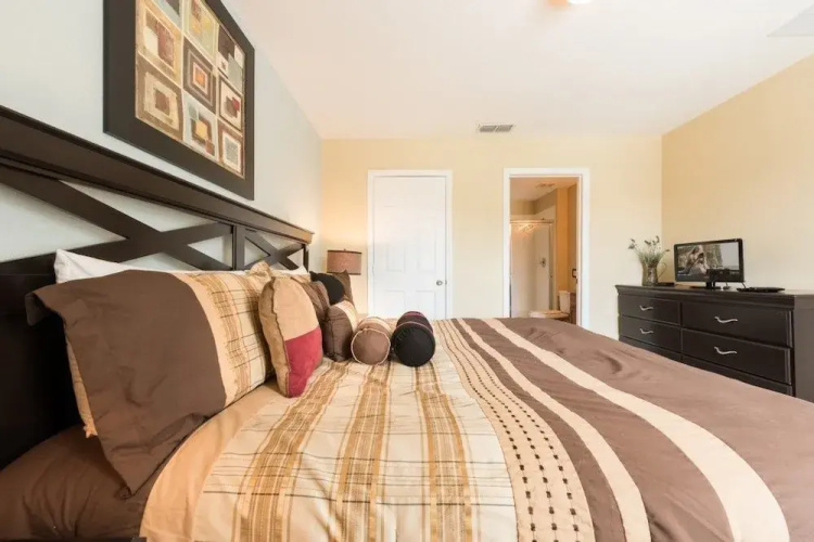 6BR Pool Home Windsor Hills by SHV-2601