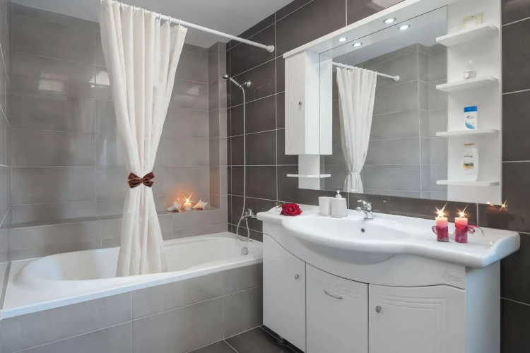 Romantic Evas Cottage