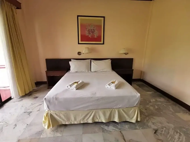 Deluxe Suite