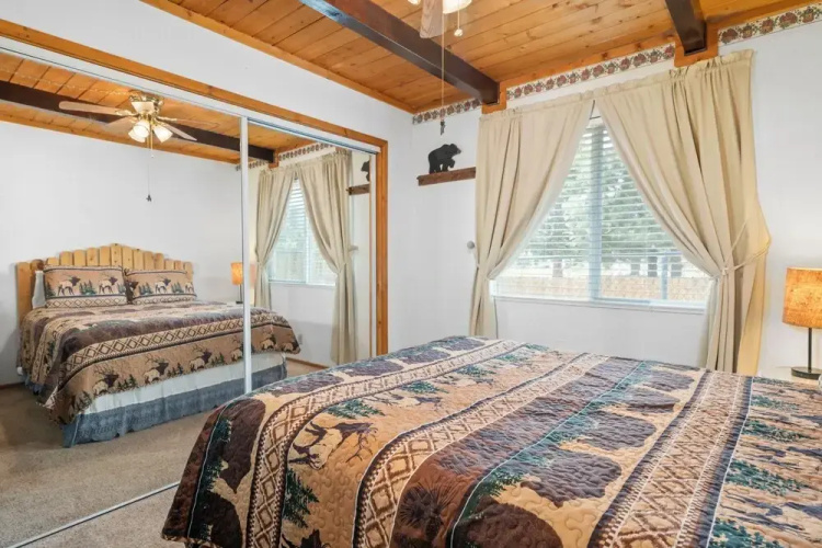Lazy Bear Cabin