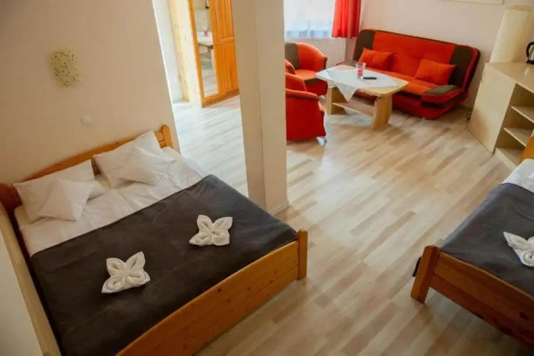 Deluxe Triple room