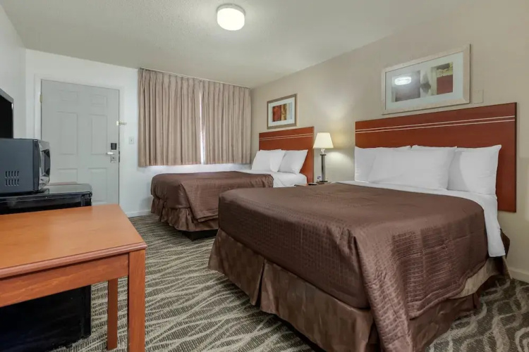 Valley Motel