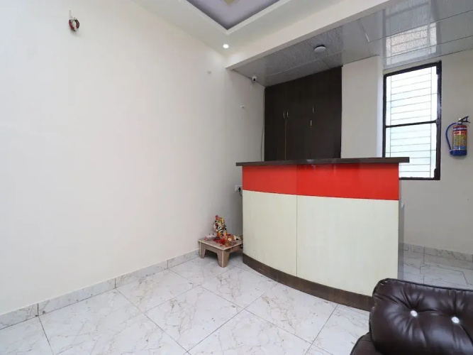 Aviraj By OYO Rooms