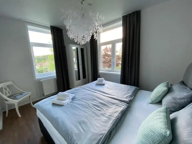 3 Bedrooms Luxury Apartment