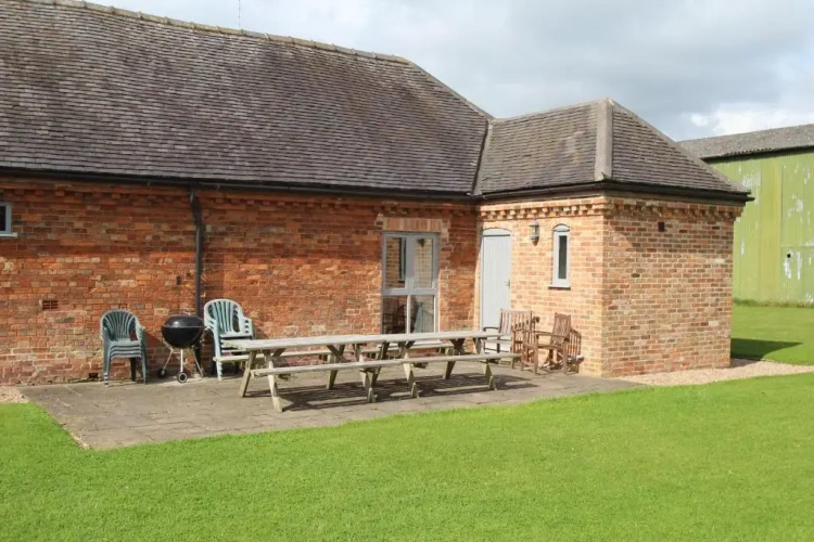 Double Cottage