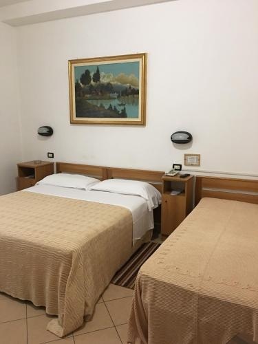 Hotel Dora