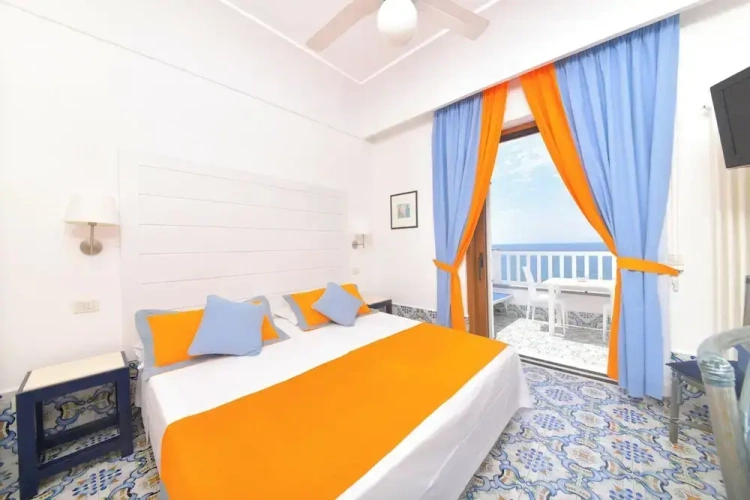 Superior Double room with sea view