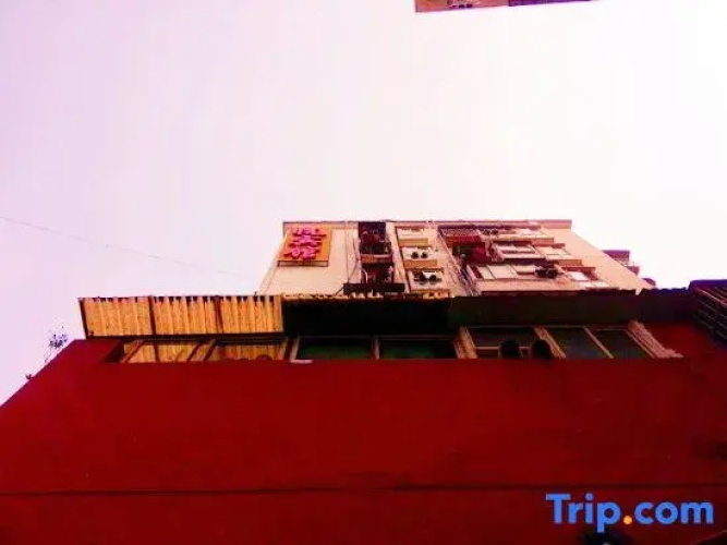 Xiao Hotel （Ten five year old shop）