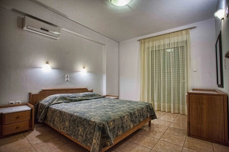1 Bedroom Apartment with partial sea view