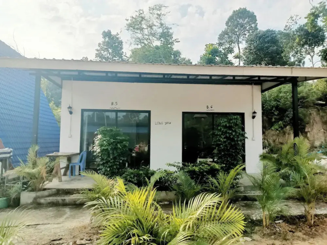 Blue Zone Hostel