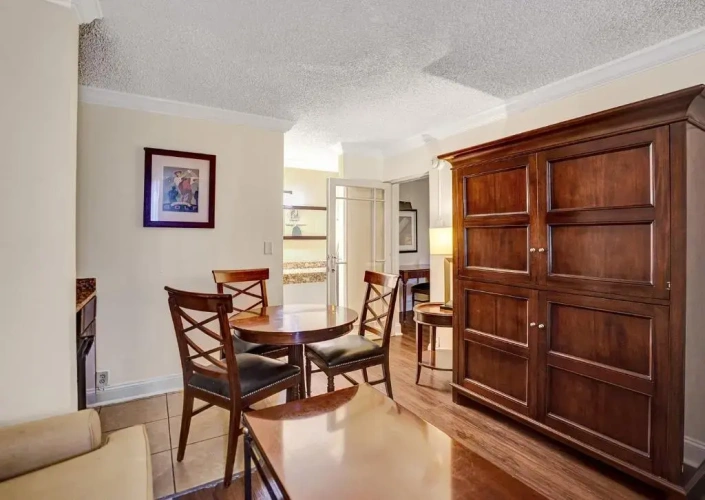 Quadruple Suite with city view