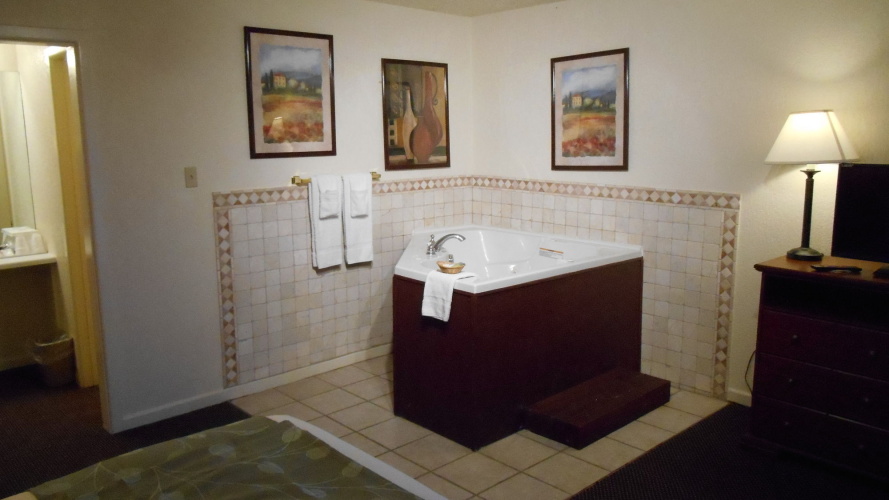Econo Lodge Inn & Suites Abilene photo 9