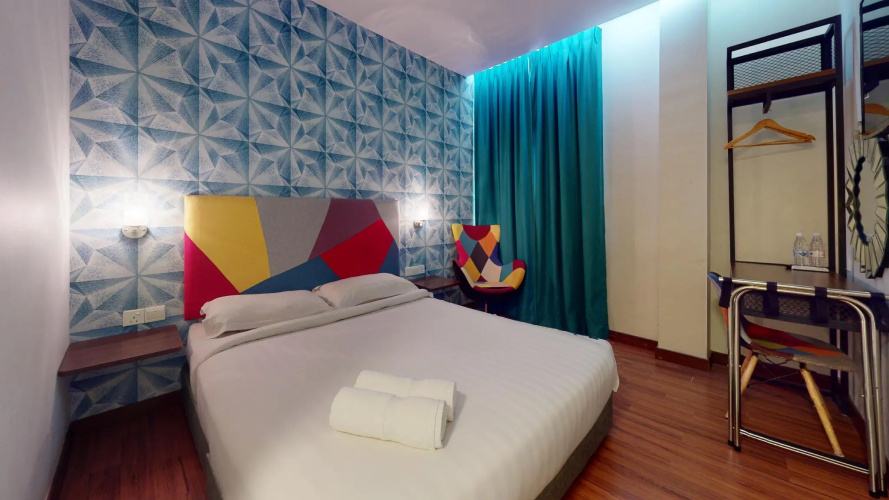 W Hotel Cemerlang