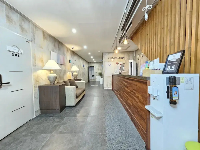 Myeongdong Y House