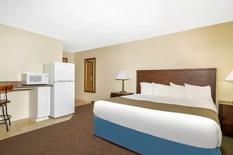2 Bedrooms Suite