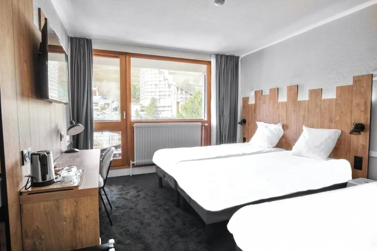 Premium Triple room with balcony