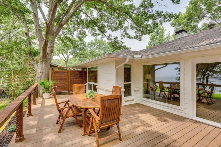 Private Dock: Lakefront Enchanted Oaks Retreat